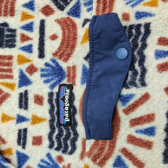 Patagonia Snap-T Synchilla fleece pullover sweater in Protected Peaks: Oatmeal - Picture 4 of 8